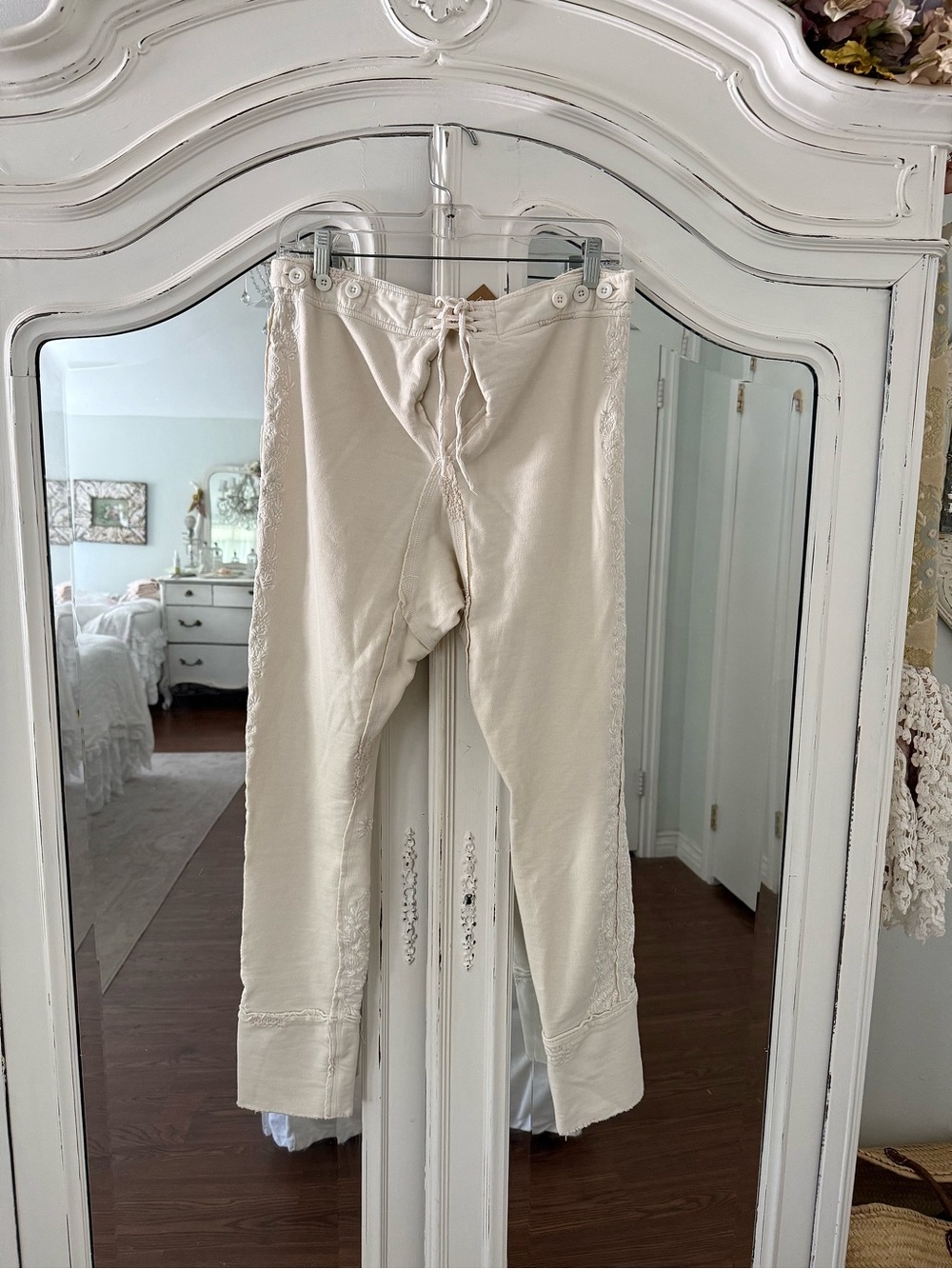 Magnolia Pearl Whistlestop Underjohns - Picture 2 of 7